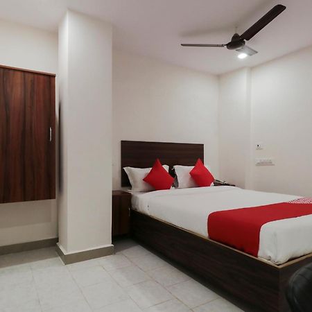 Hotel O Akshaya Elite Vijayawāda Exteriör bild