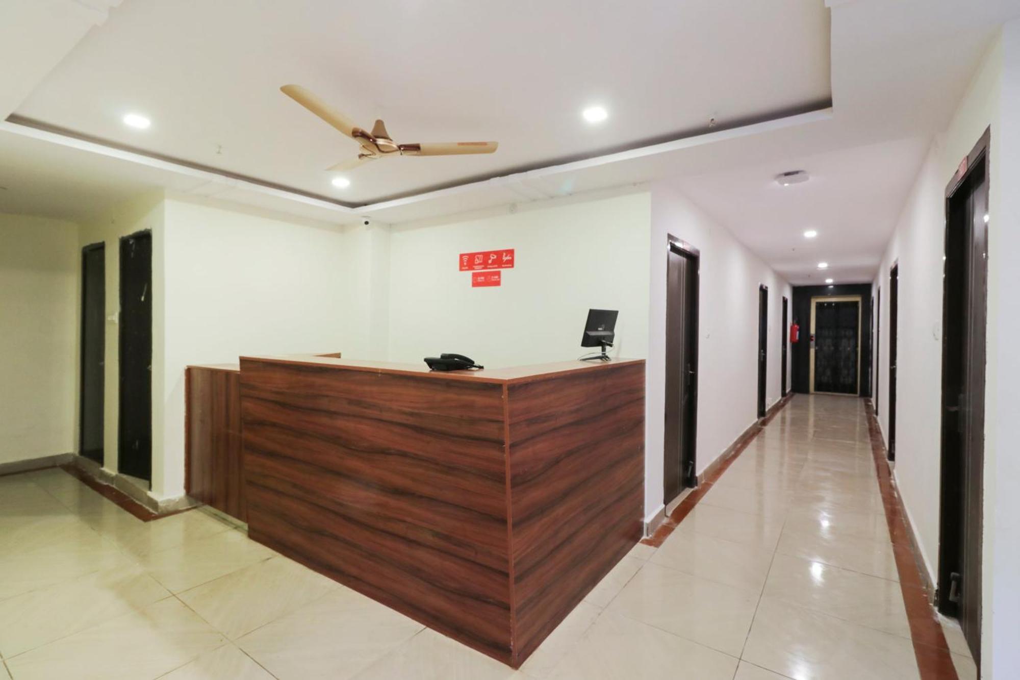 Hotel O Akshaya Elite Vijayawāda Exteriör bild