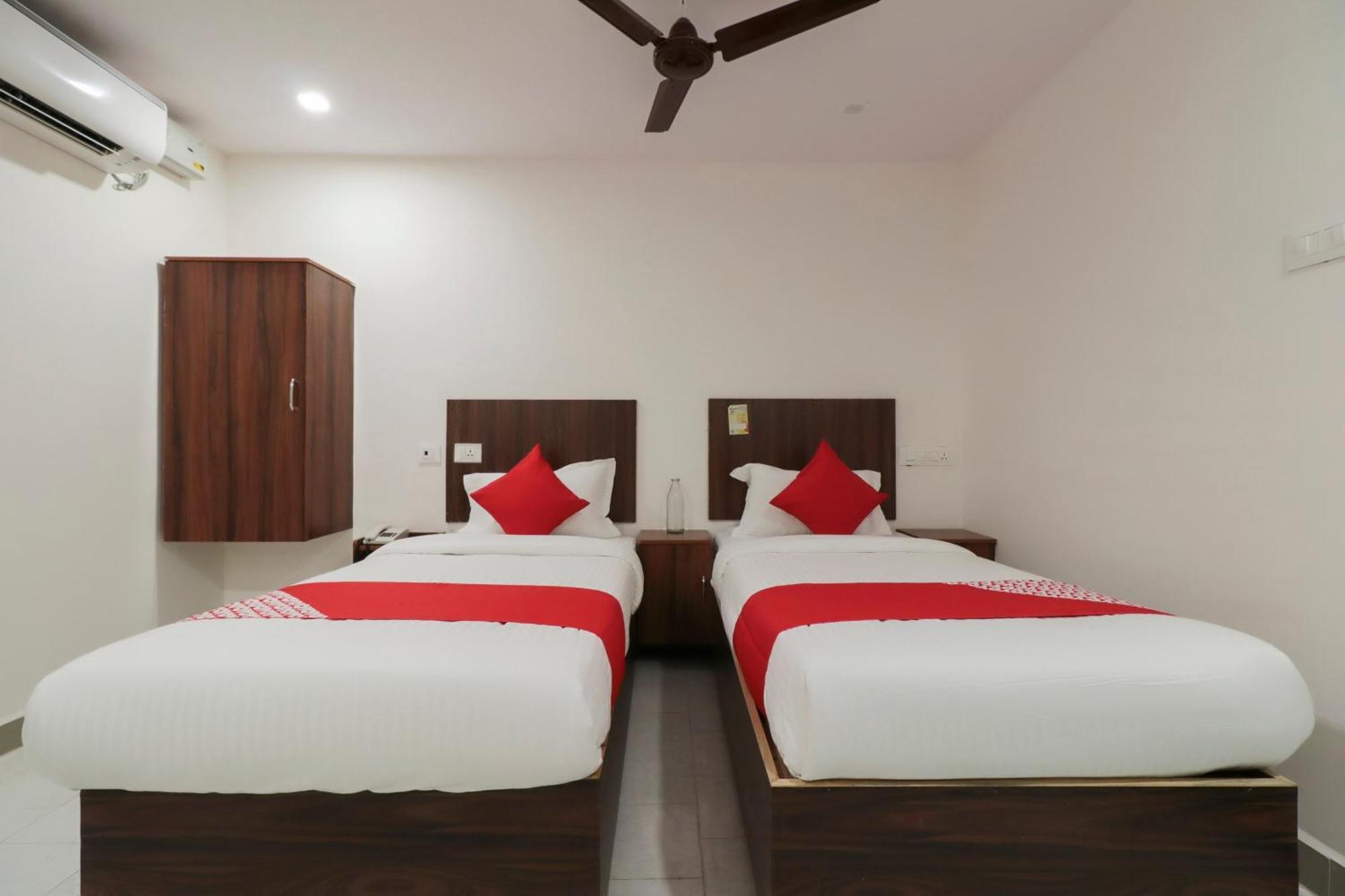 Hotel O Akshaya Elite Vijayawāda Exteriör bild